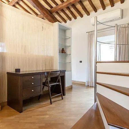 Giunone Lucina Apartment Rom