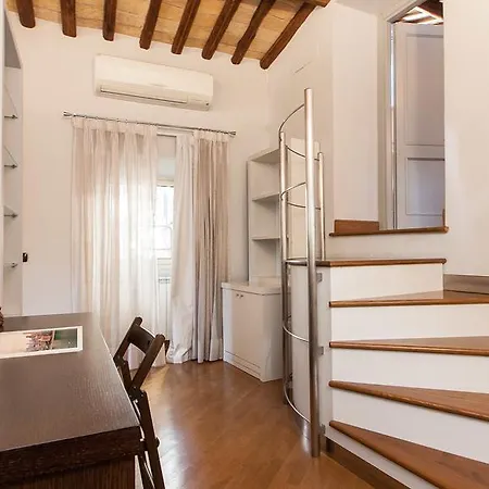 Giunone Lucina Apartment *