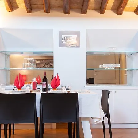 Apartment Giunone Lucina *